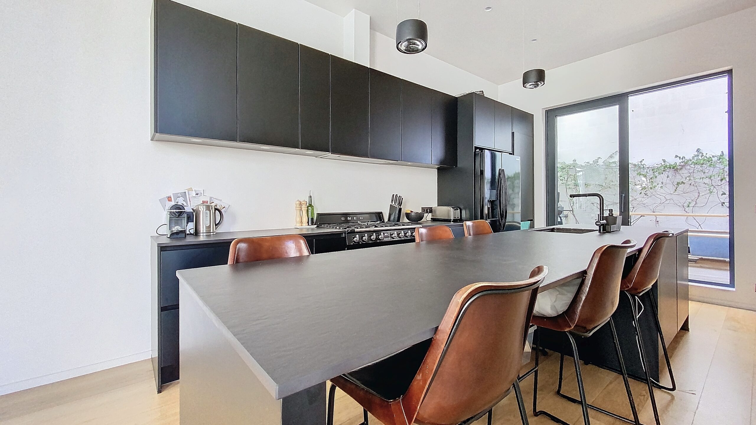 dethy2-1724766782_1724767894_68018_3d1286f